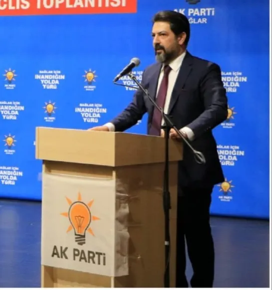 AK Parti Bağlar İlçe Başkanı Av. Sadık Başar GÜR İsrailin Gazzeye yönelik saldırısını sert bir şekilde kınadı