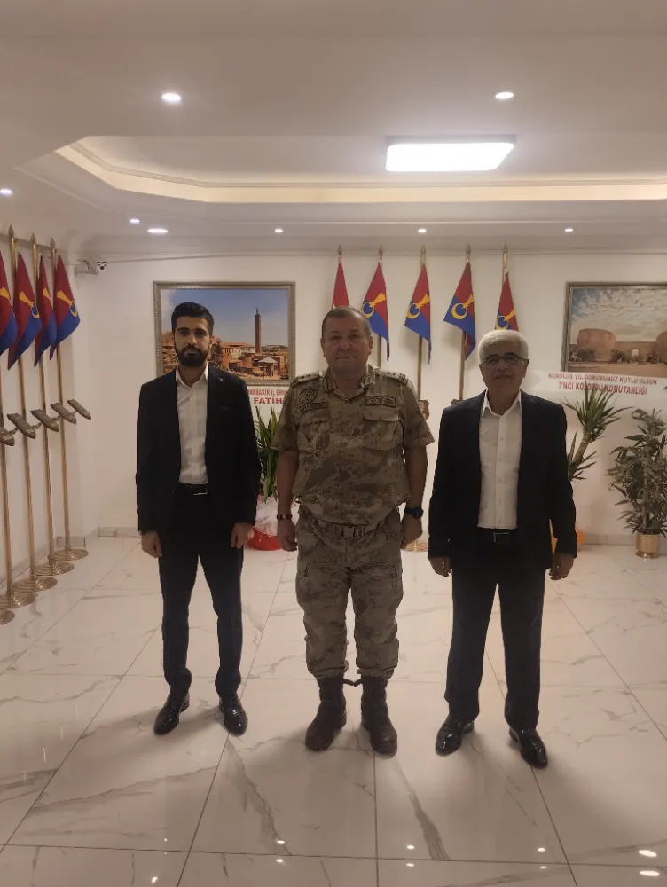 Diyarbakır Hasenan Aşireti Derneği Başkanı Barış Elçisi Sayın Hasan Arslan; Diyarbakır İl Jandarma Komutanı Tümgeneral Sn.Selçuk Yıldırım’ı Ziyarette Bulundu